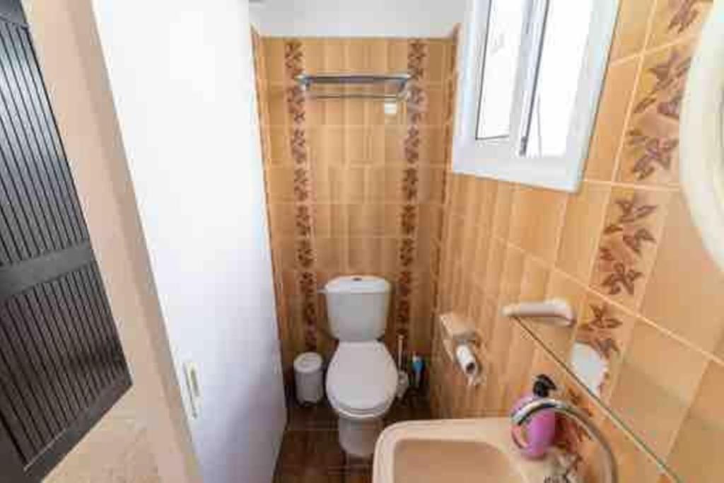 Dream Studio270M From The Beach Paphos Exteriör bild
