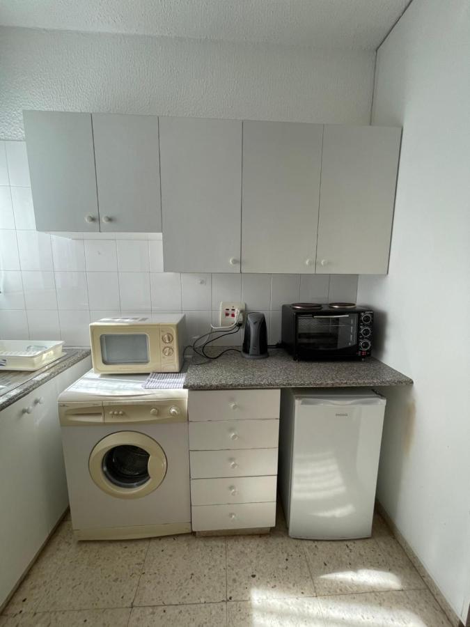 Dream Studio270M From The Beach Paphos Exteriör bild