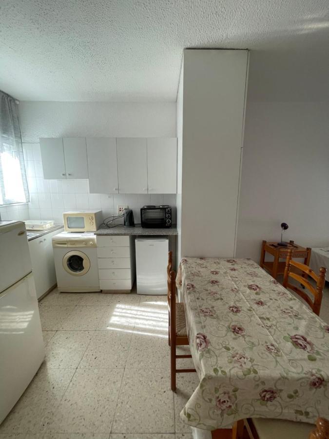 Dream Studio270M From The Beach Paphos Exteriör bild