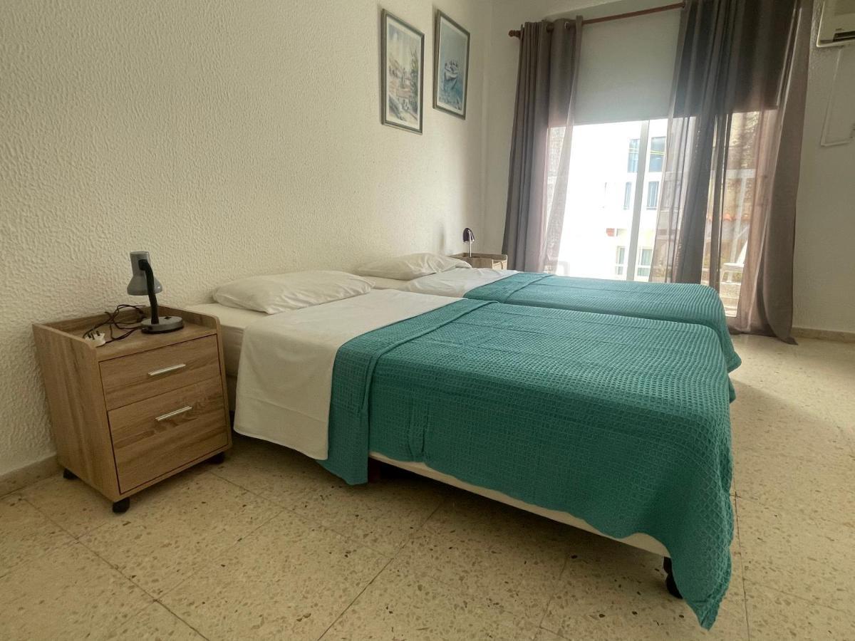 Dream Studio270M From The Beach Paphos Exteriör bild